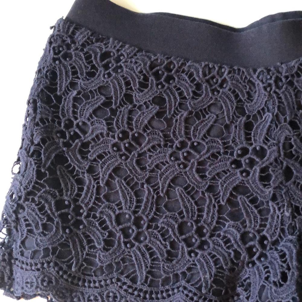 Lilly Pulitzer Navy Lacie Shorts Size S - Picture 3 of 9